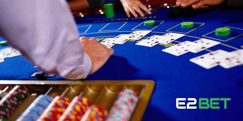 Cách Chơi Blackjack: Hướng Dẫn Từ A-Z Để Trở Thành Cao Thủ 3 Hướng dẫn cách chơi Blackjack E2BET đơn giản